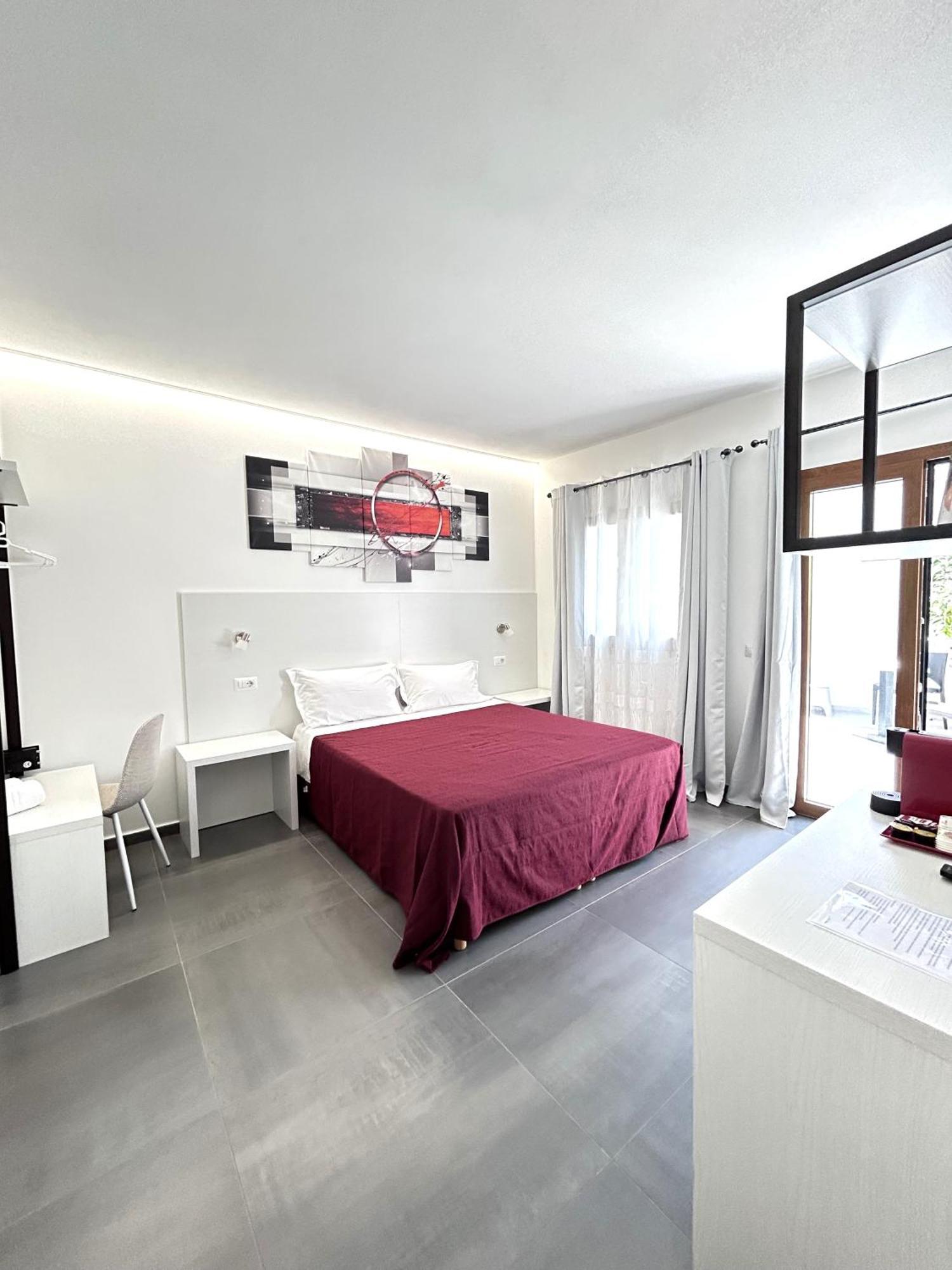 Longevity Hotel Tortolì Екстериор снимка