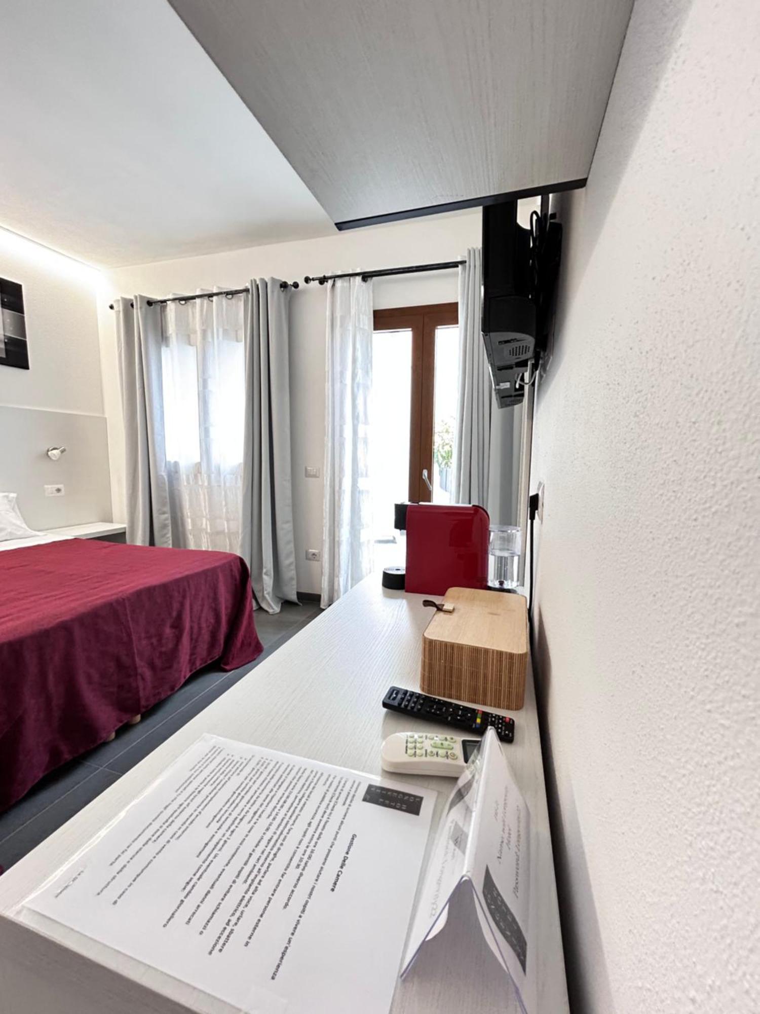 Longevity Hotel Tortolì Екстериор снимка
